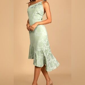 Lulus Sweet & Stylish Green Floral Jacquard One-Shoulder Midi Dress S